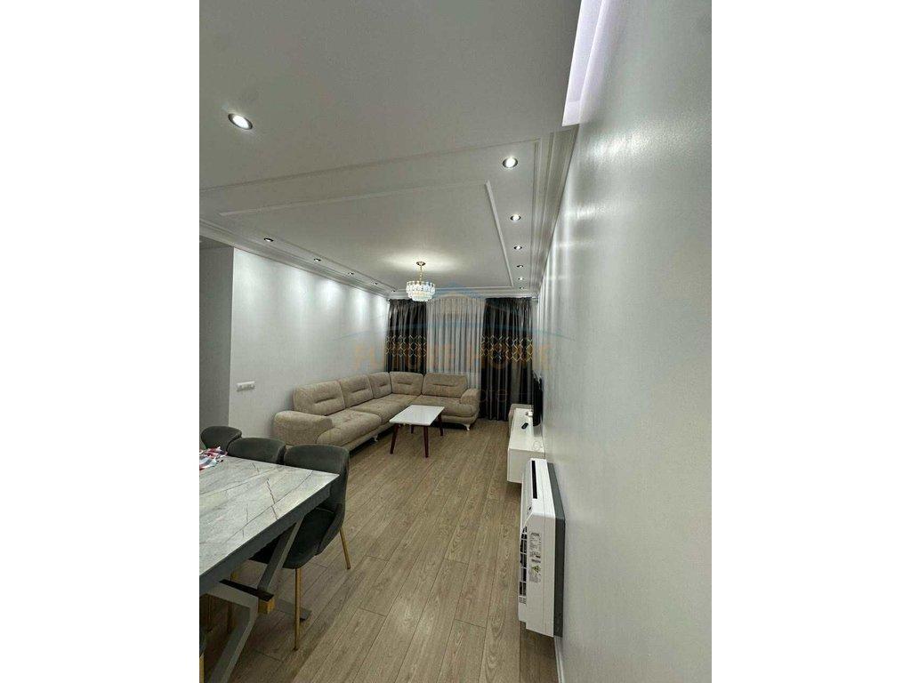 069 479 2 476 SHITET APARTAMENT 3+1,OASIS,UNAZA E RE,FUSHA