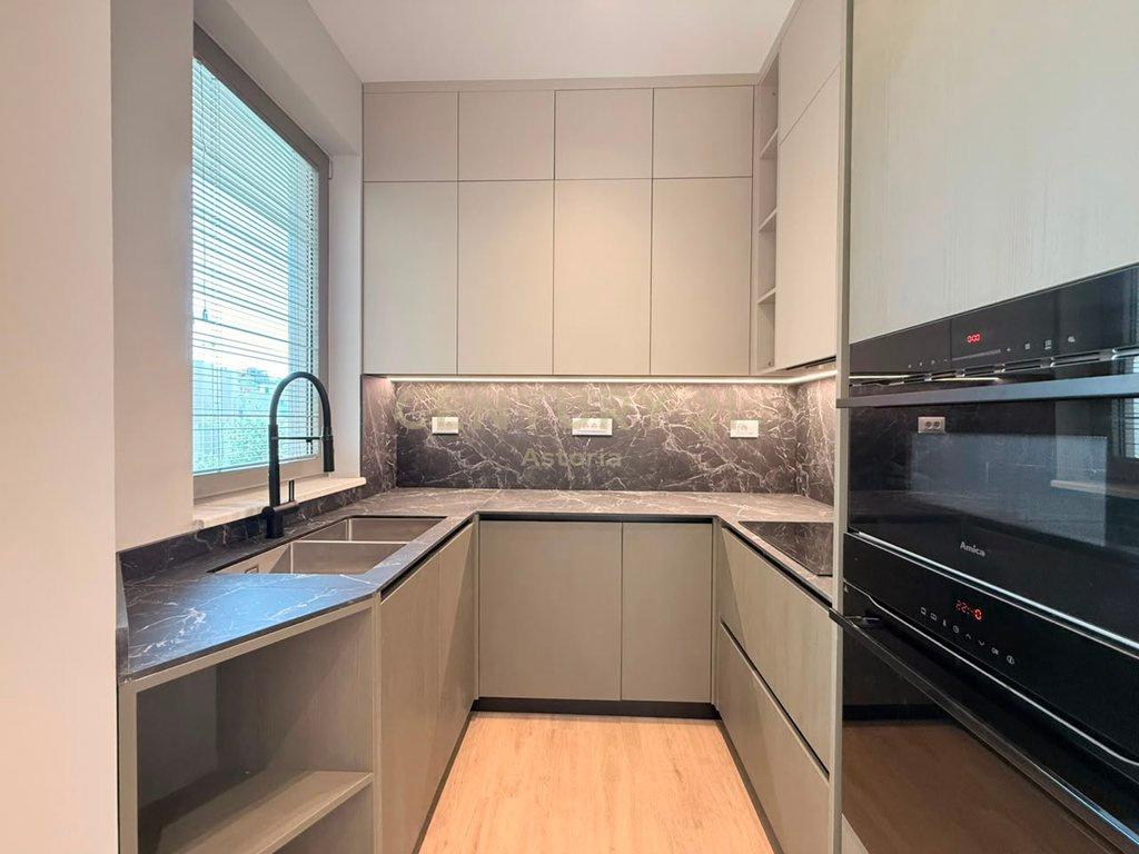 3-Storey Villa for Rent in Green Valley – Thirst Lake