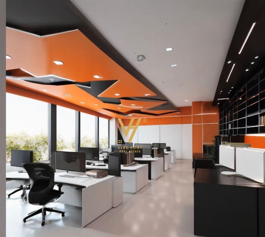 JEPET AMBIENT 200 M2 ME QERA TE SAMI FRASHERI 3.500 EURO