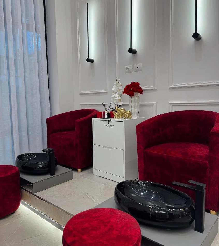 Tirane, affitto negozio Piano 0, 50 m² 600 € (ASTIR)