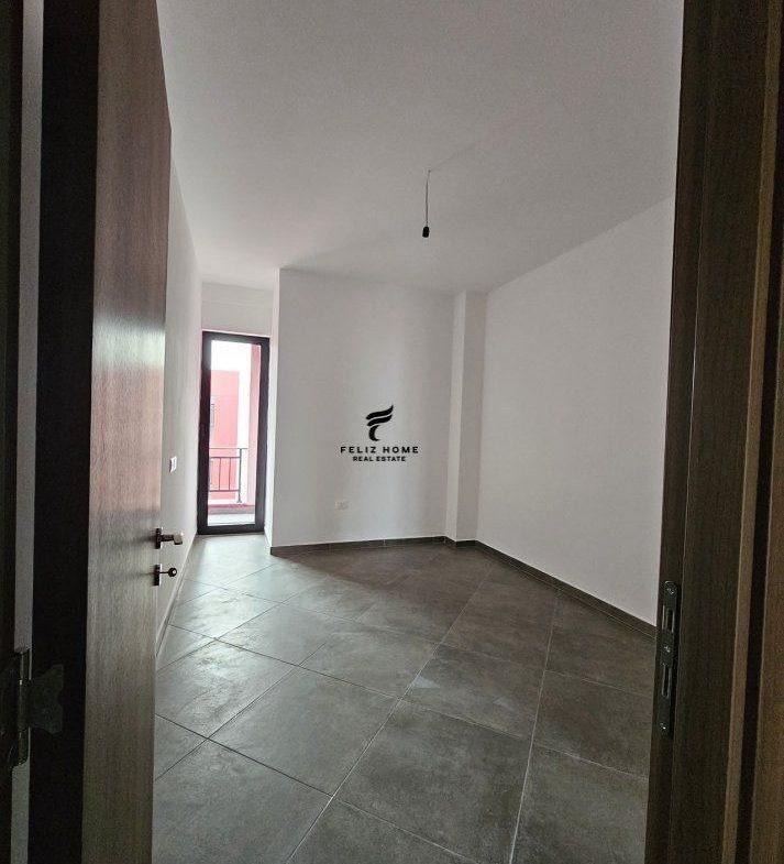 RENTAL WITH SHOP 131 m2 PHARMACY 10 600 EURO