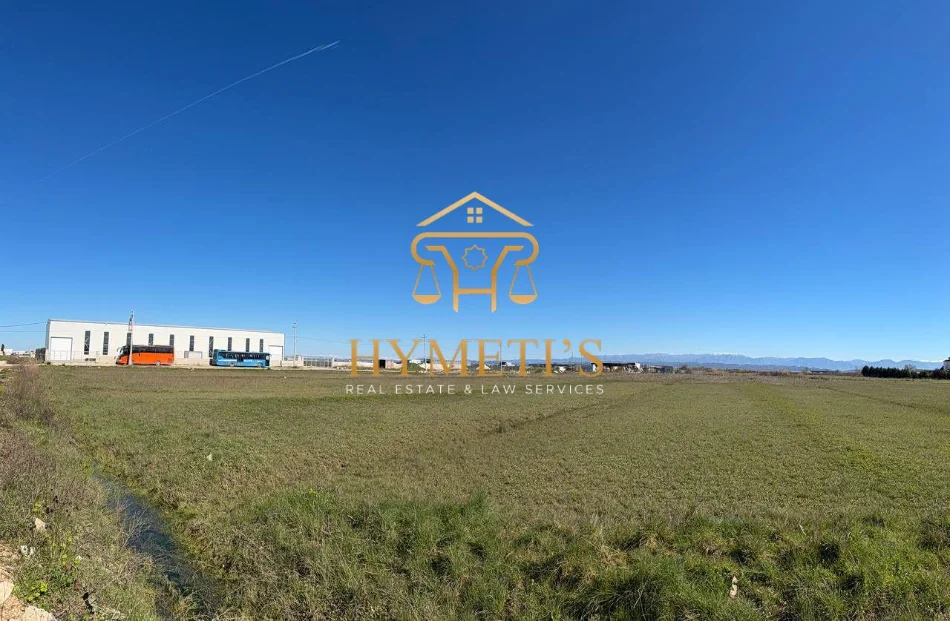 Durrës, terreno in vendita, 4.000 m², 310.000 € (Qytet Rinia, Durrës)
