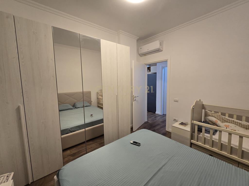Appartamento 2+1 con cortile nel Complesso "Lura 3", Gjiri