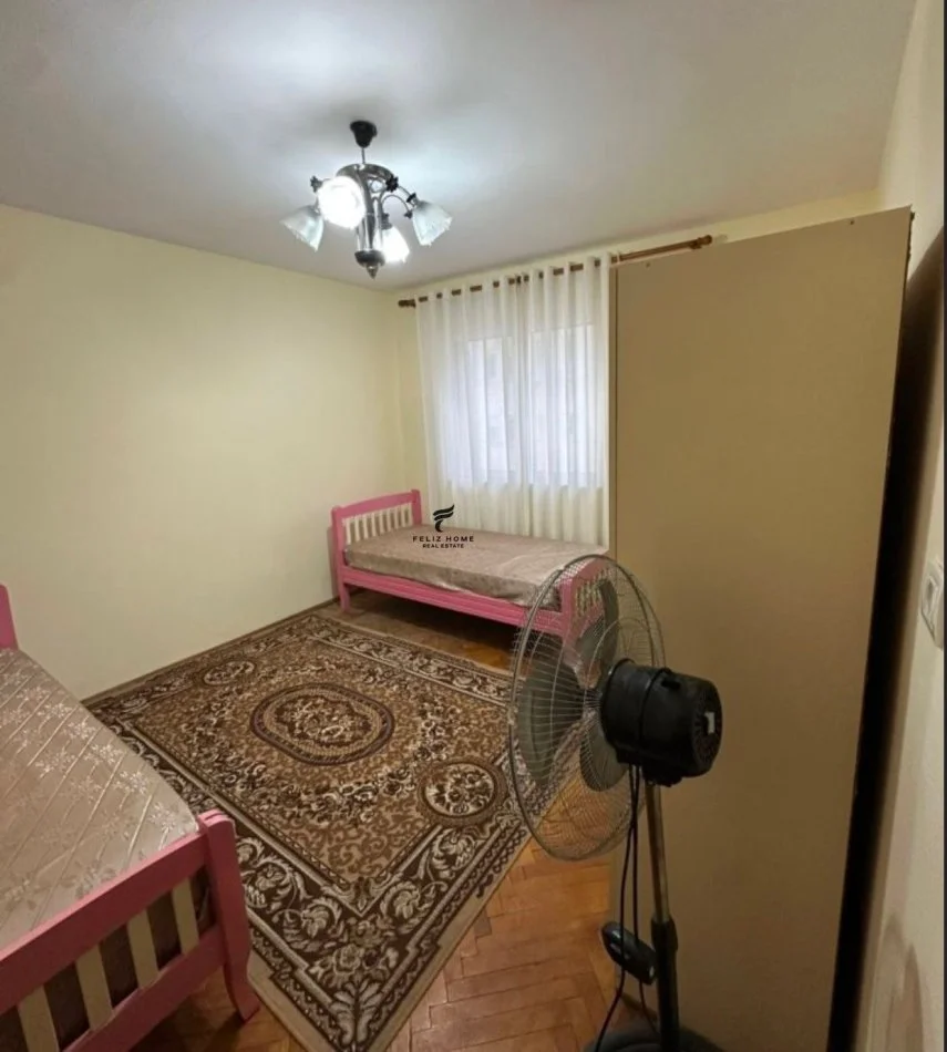 Tirana, affitto mensile appartamento 3+1 Piano 4, 90 m² 550 € (VIA ZOGU 1)