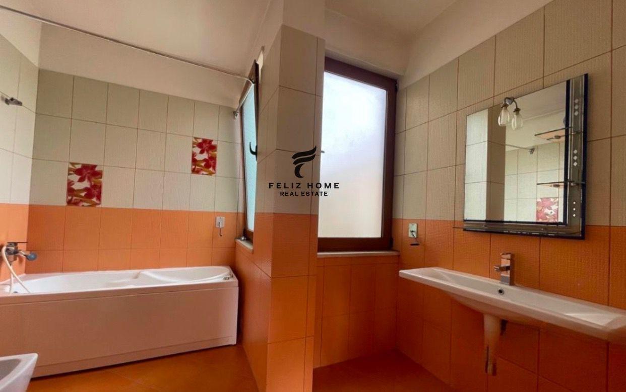 VILLA WITH 254 M2 YARD FOR RENT AT 1200 EURO