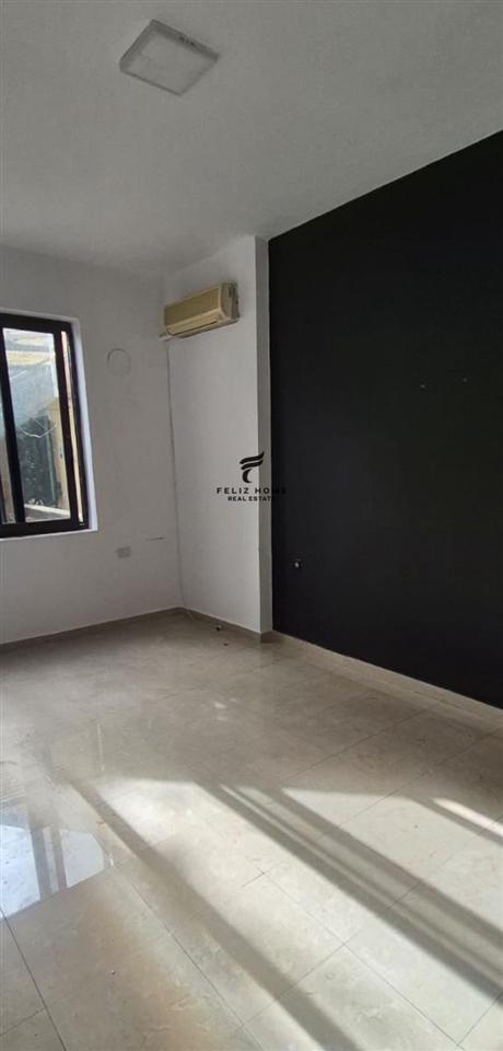 VILLA FOR RENT 240 m2 DIBRES STREET 1300 EURO