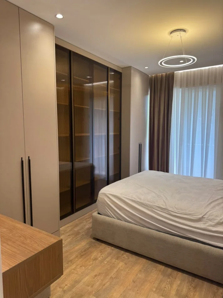 Tirane, apartment for rent 1+1, 3rd Floor, 84 m², €750 (Laprake)