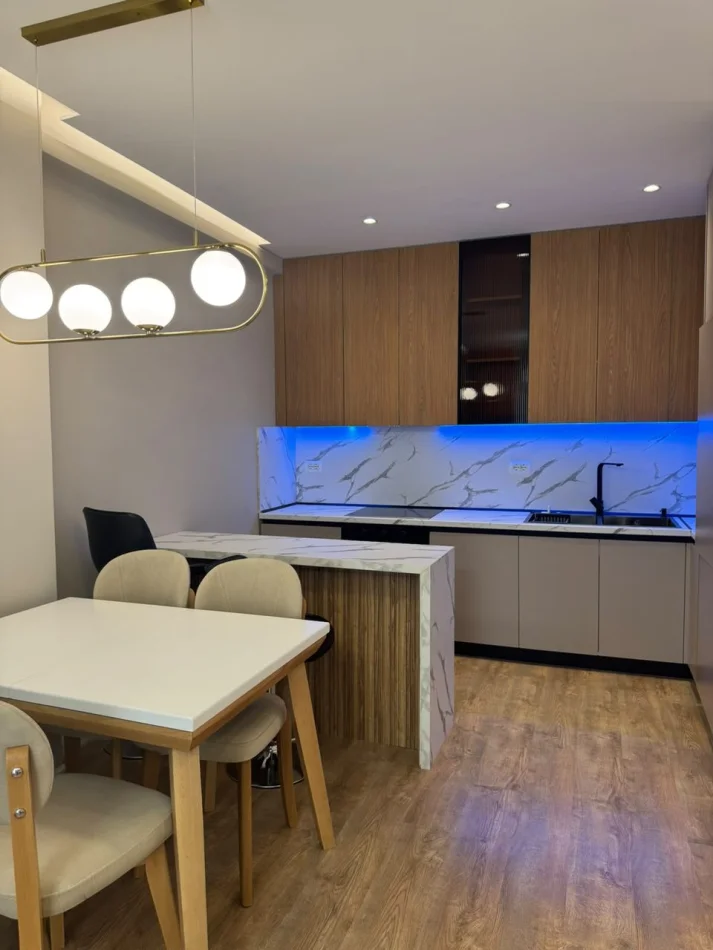 Tirane, apartment for rent 1+1, 3rd Floor, 84 m², €750 (Laprake)