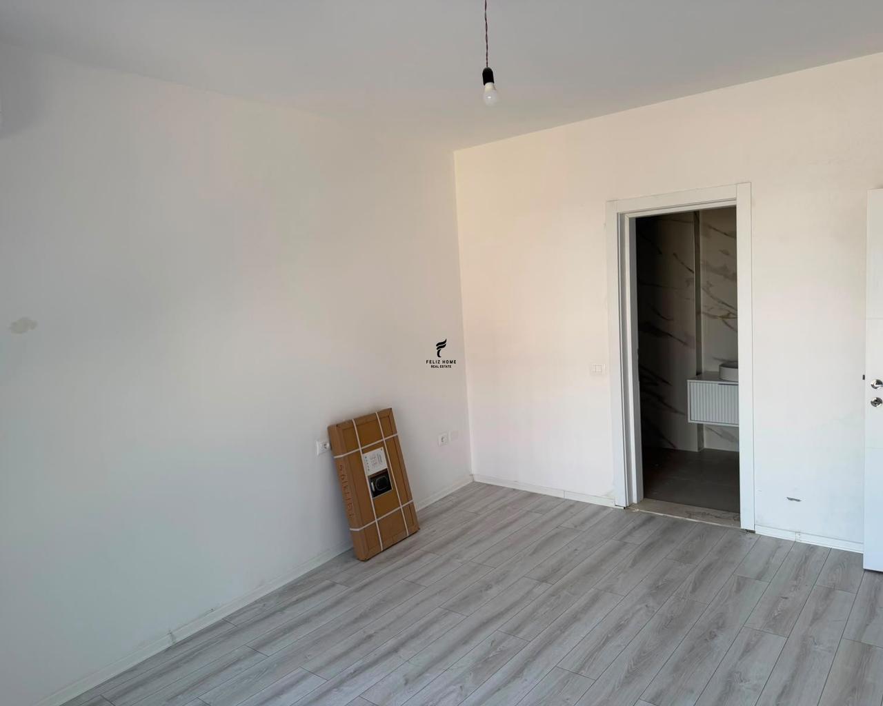 ZONA COMMERCIALE DI 105m2 IN JORDAN MISJA 70.000 LEKE FH-85017