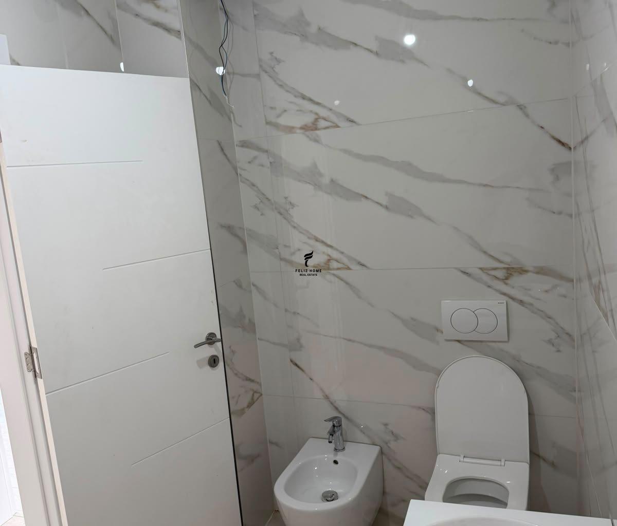 ZONA COMMERCIALE DI 105m2 IN JORDAN MISJA 70.000 LEKE FH-85017