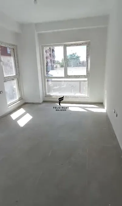 Tirane, affitto appartamento 2+1 Piano 1, 94 m² 800 € (LAPRAKE)