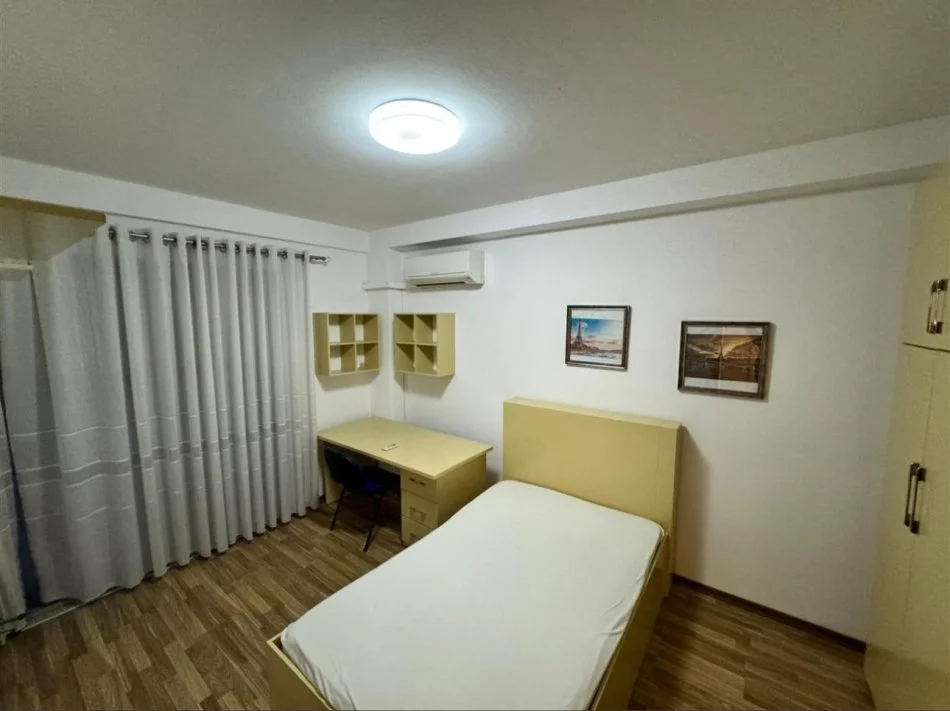 Tirane, affitto appartamento 3+1+Balcone Piano 7, 100 m² 1.000 € (LIQENI TOTALE)