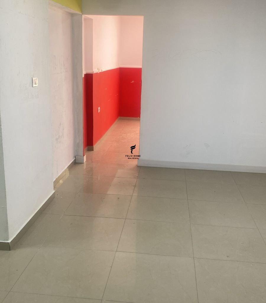 DYQAN ME QERA 55M2 TREGU ELEKTRIK 60.000 LEKE FH-67735