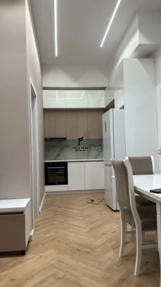 Tirane, affitto appartamento 1+1 Piano 1, 65 m² 500 € (ALI DEMI)
