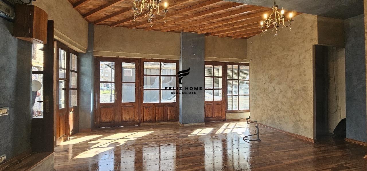 SHITET AMBIENT BIZNESI 84 M2 KORCE 220.000 EURO