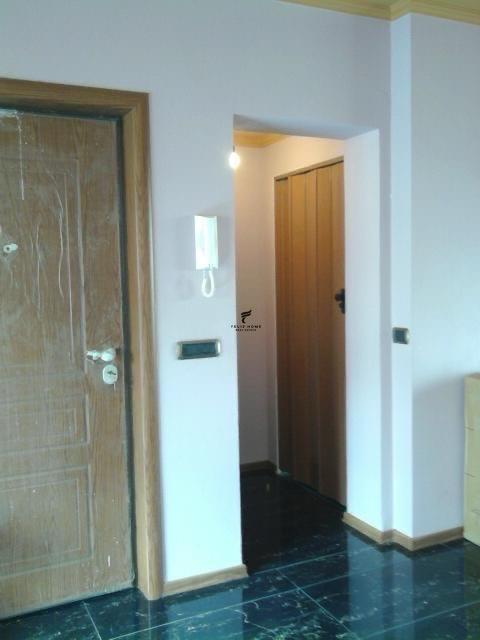ZYRE ME QERA 75 M2 RRUGA E DURRSIT 73.000 LEKE