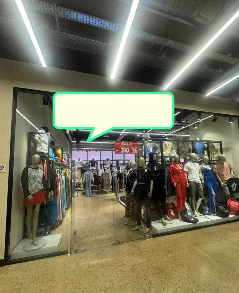 Tirane, Commercial Space for Sale, 2nd Floor, 88 m², €616,000 (Rruga 5 Maji, Emerald Center Shopping Mall)