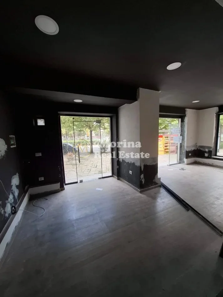 Tirane, Commercial Space for Sale Ground Floor, 80 m² 750,000 € (21 Dhjetori)