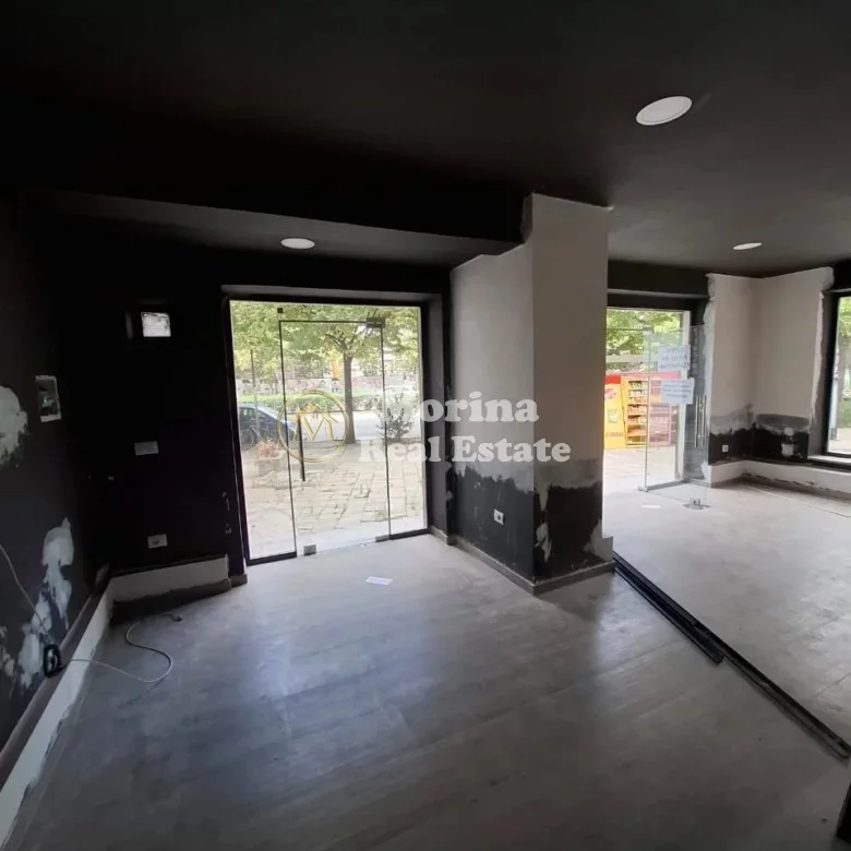 Tirane, shitet ambjent biznesi Kati 0, 80 m² 750.000 € (21 Dhjetori)