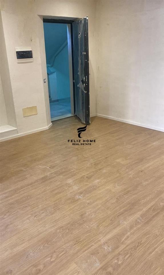 Apartment for Rent 63 m2 Kavajes Street 950 Euro