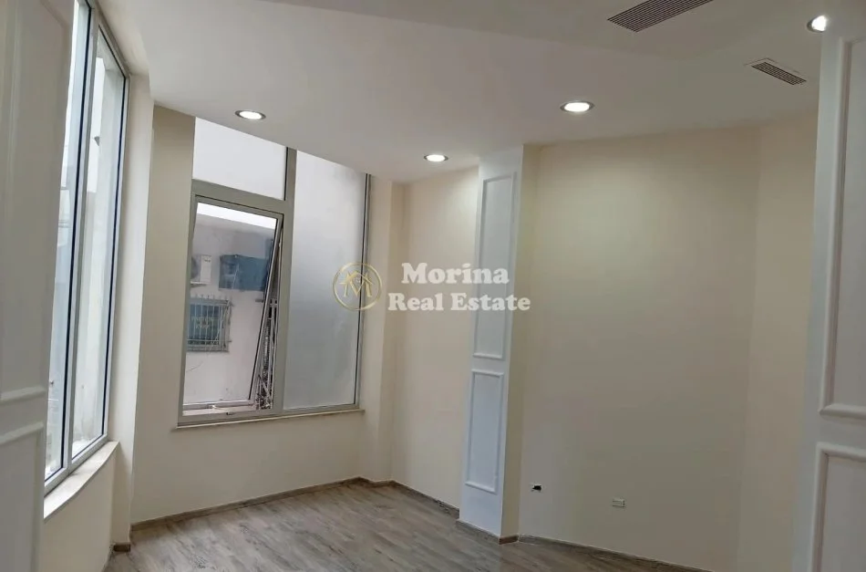 Tirane, Business Premises for Sale Ground Floor, 33 m² 170,000 € (Myslym Shyri)