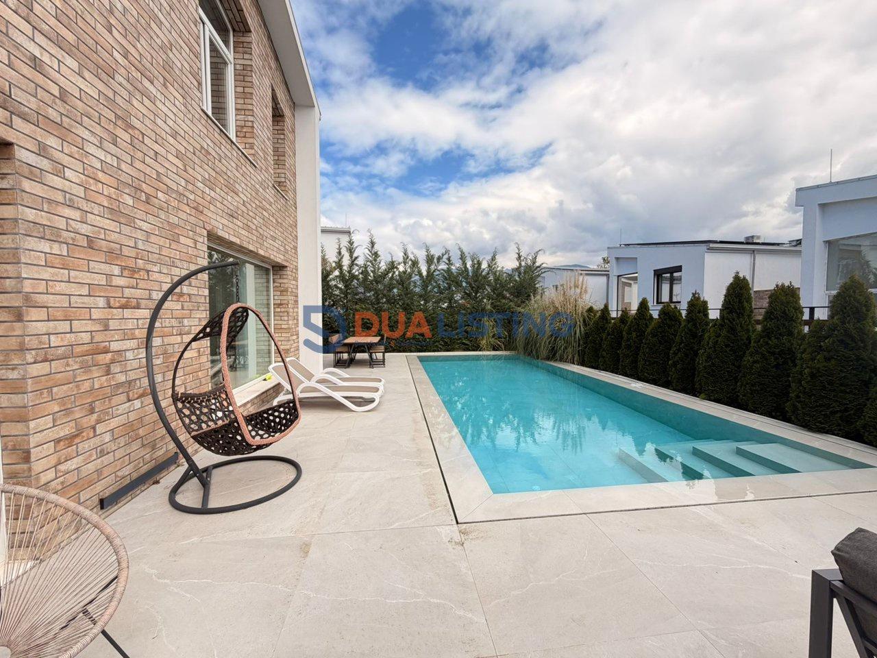 VILLETTA CON PISCINA IN AFFITTO PRESSO ELYSIUM RESIDENCE