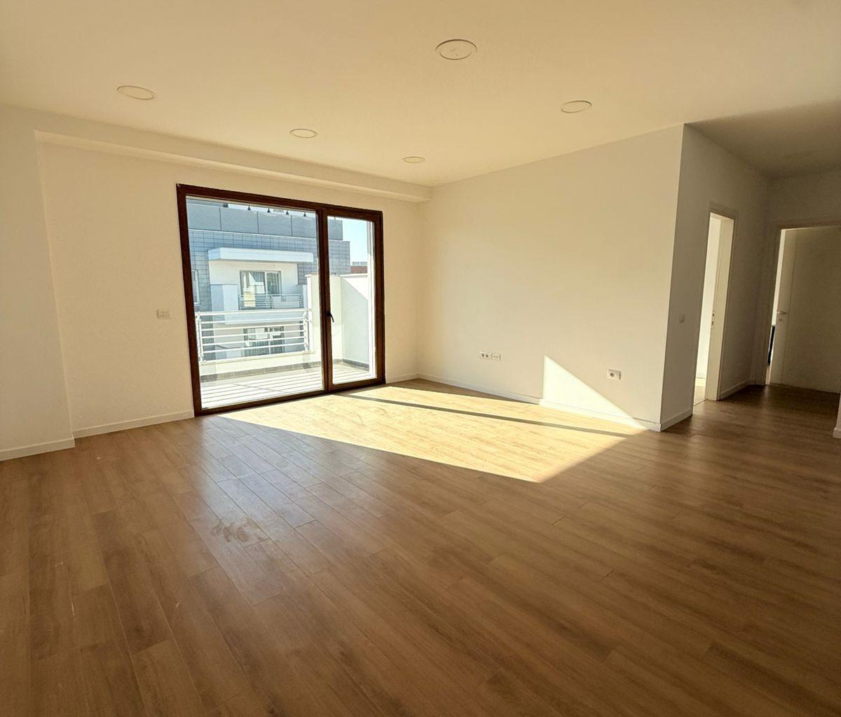 🏢 AMBIENT ZYRE me 4 zyra ME QIRA TEK DELIJORGJI