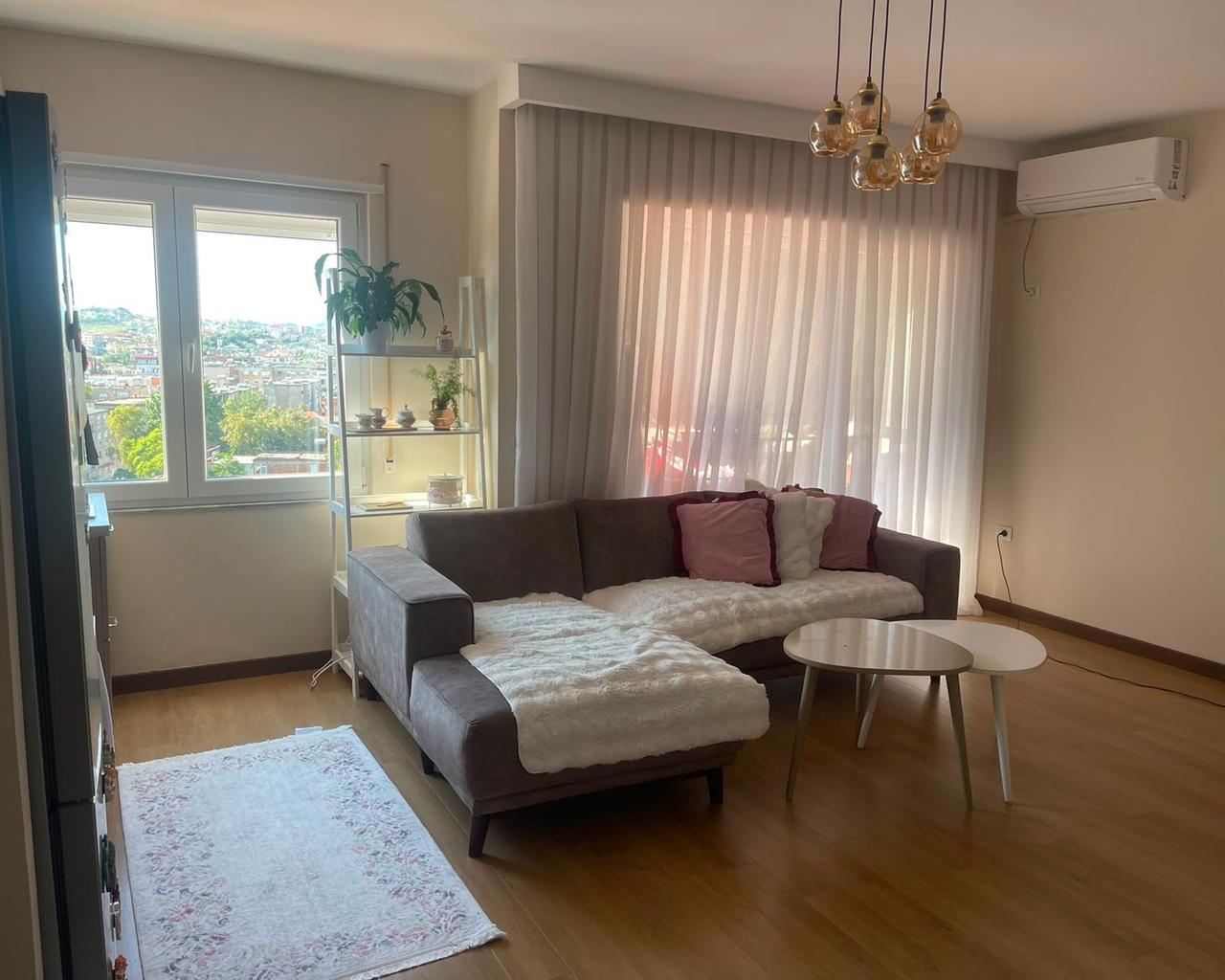 🏡 Appartamento 1+1 in affitto – Di fronte alla Scuola 'Bashkuar', sopra 365 Spa & Sport