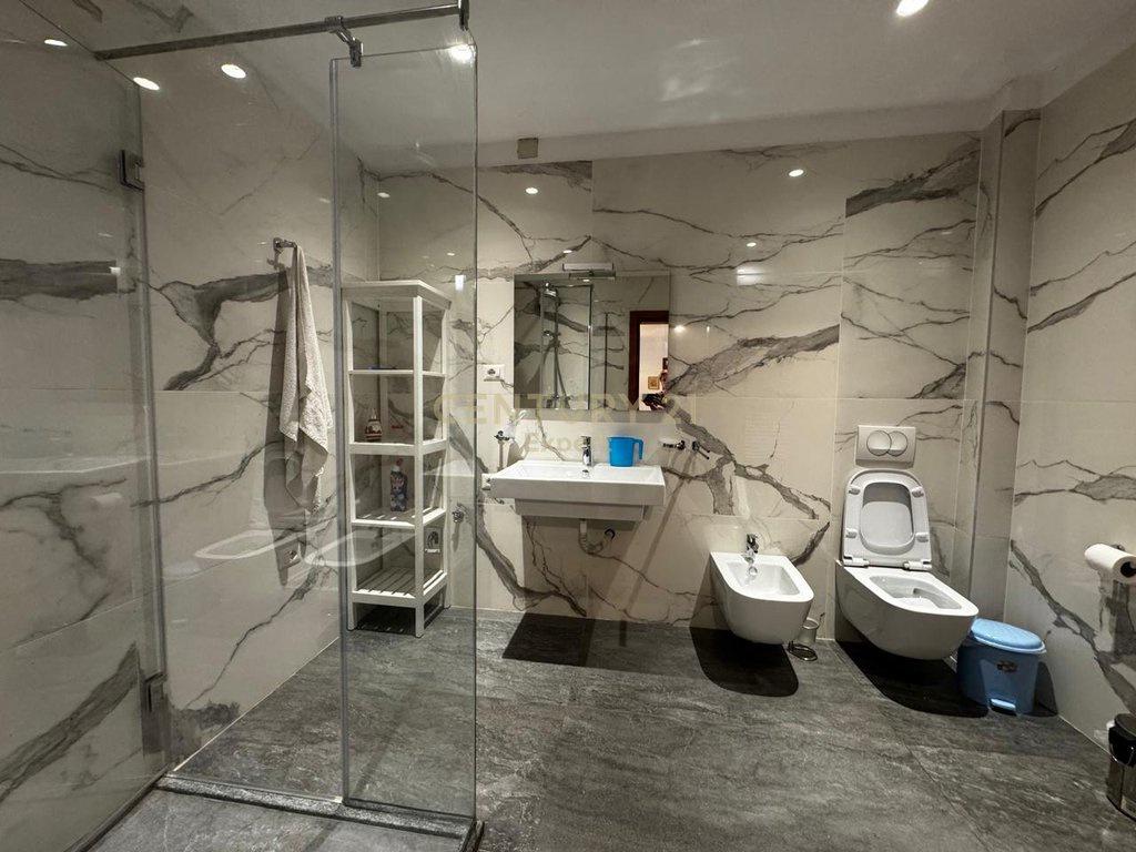 Apartment for Sale with High Residential and Business Potential