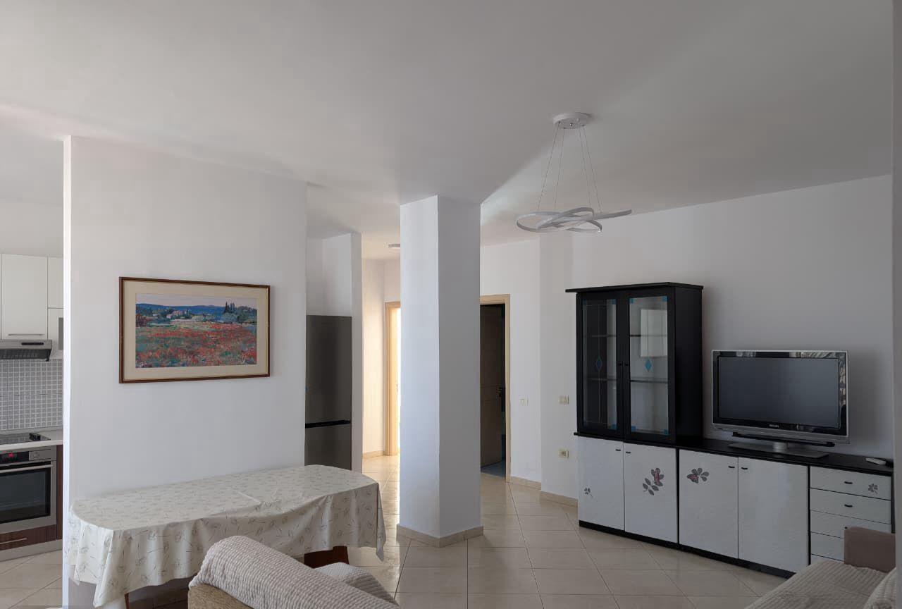 Appartamento con affitto 2+1 in affitto 55.000 LEKE