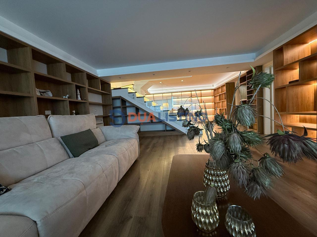 Vilè Premium in Affitto | Long Hill Residence, TEG