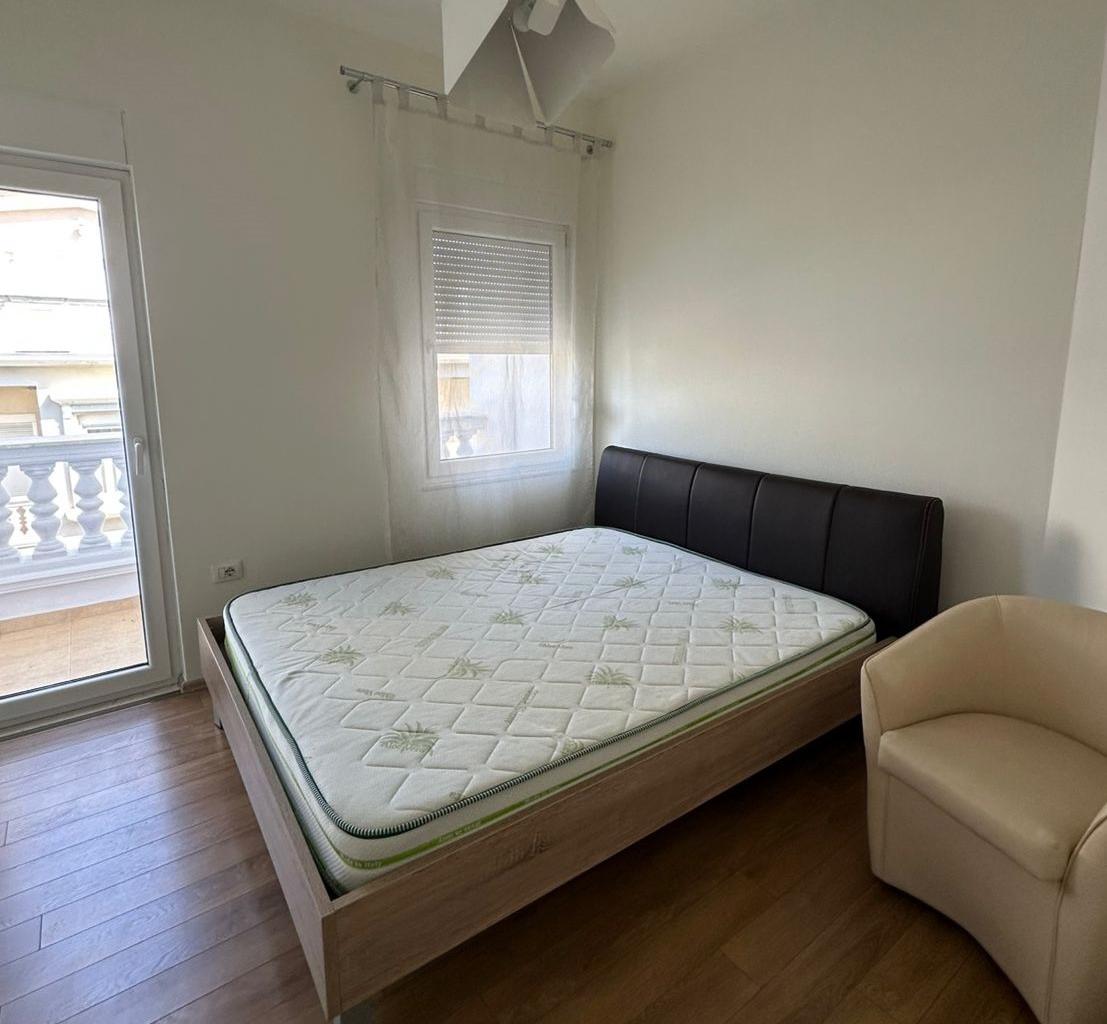 🏡 Vilë 4-Katëshe me Qira – White House, TEG ✨