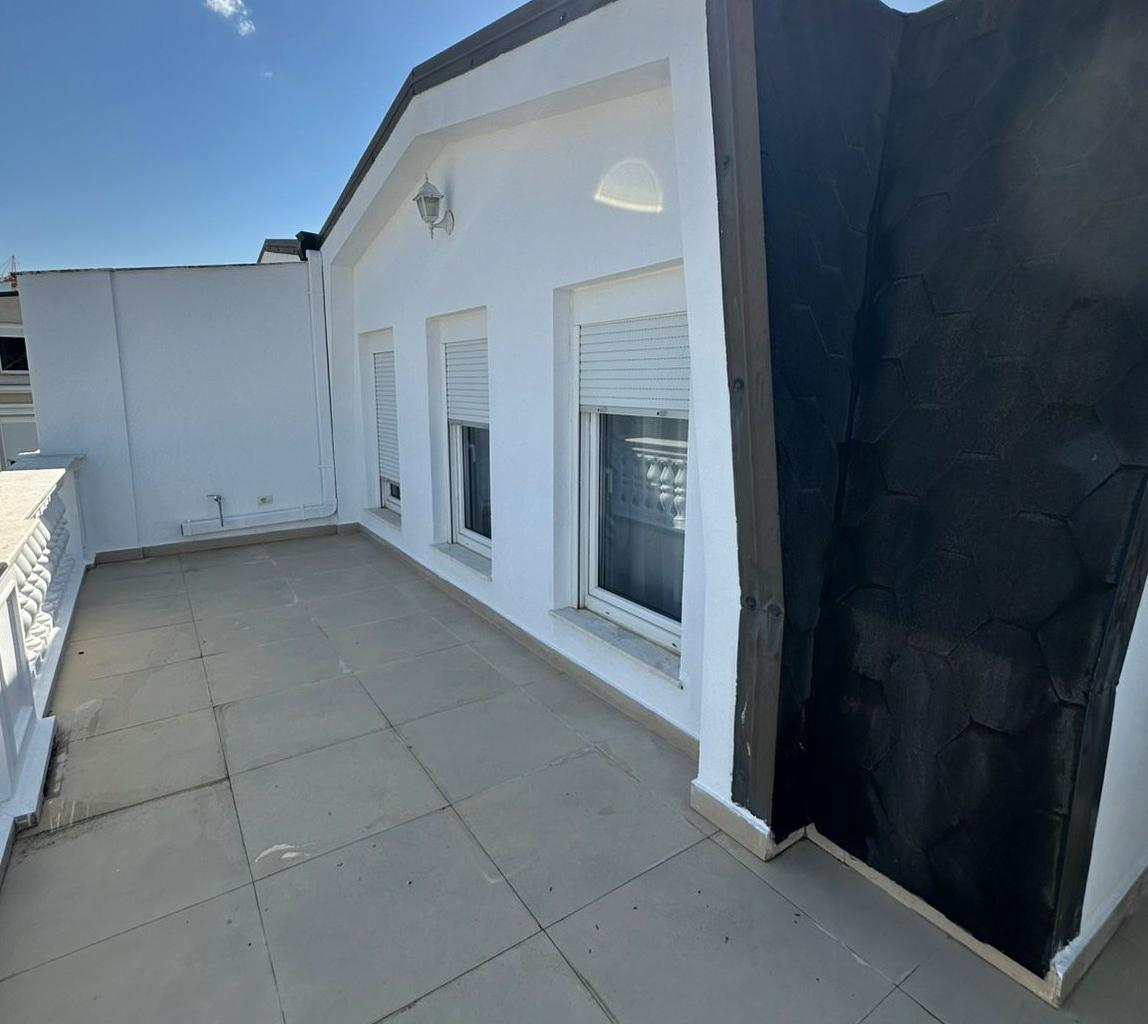 🏡✨ Jepet me Qira Vilë 4-Katëshe – White House Residence, pr