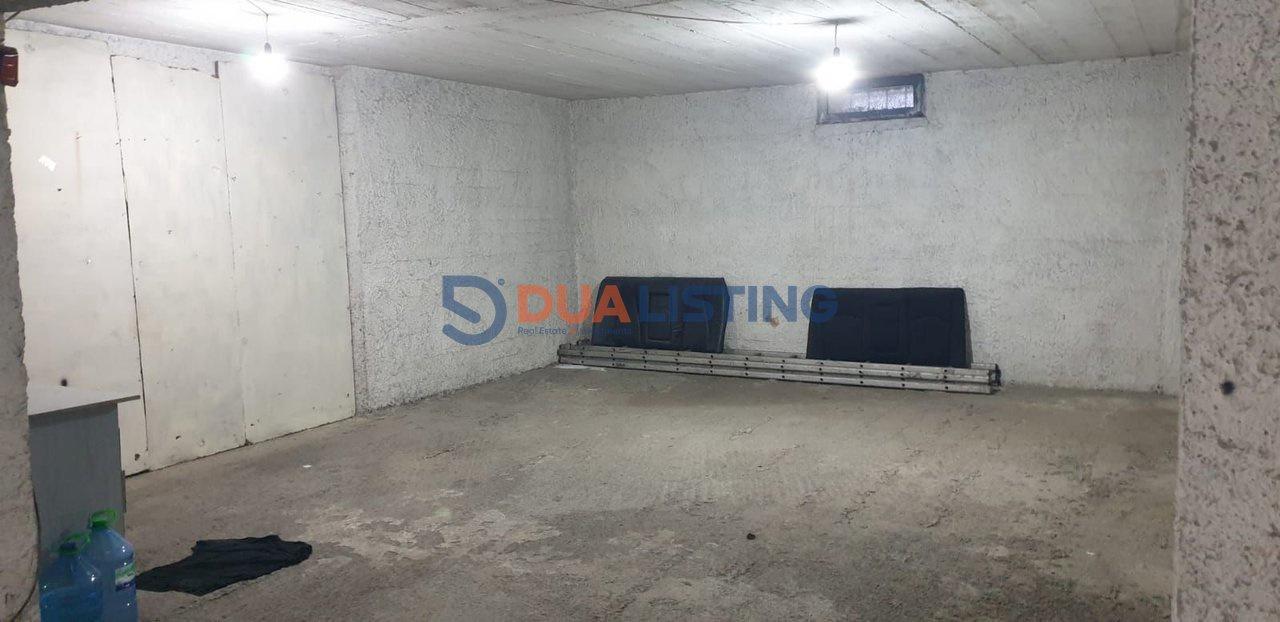Jepet me qira garazh në Rrugën Barrikadave