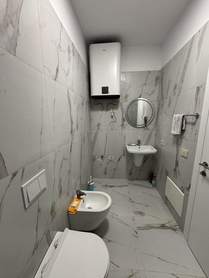 ZYRE ME QERA 94 M2 QENDER 1.000 EURO