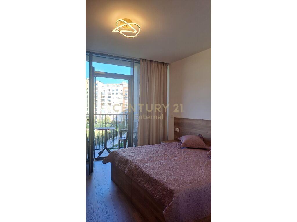 1+1 Apartment for Rent at Lake View