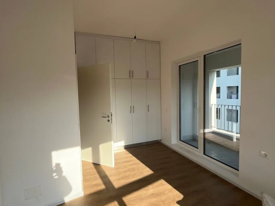 Tirane, vendesi appartamento 2+1+Balcone Piano 7, 74 m² 128.000 € (ALI DEMI)