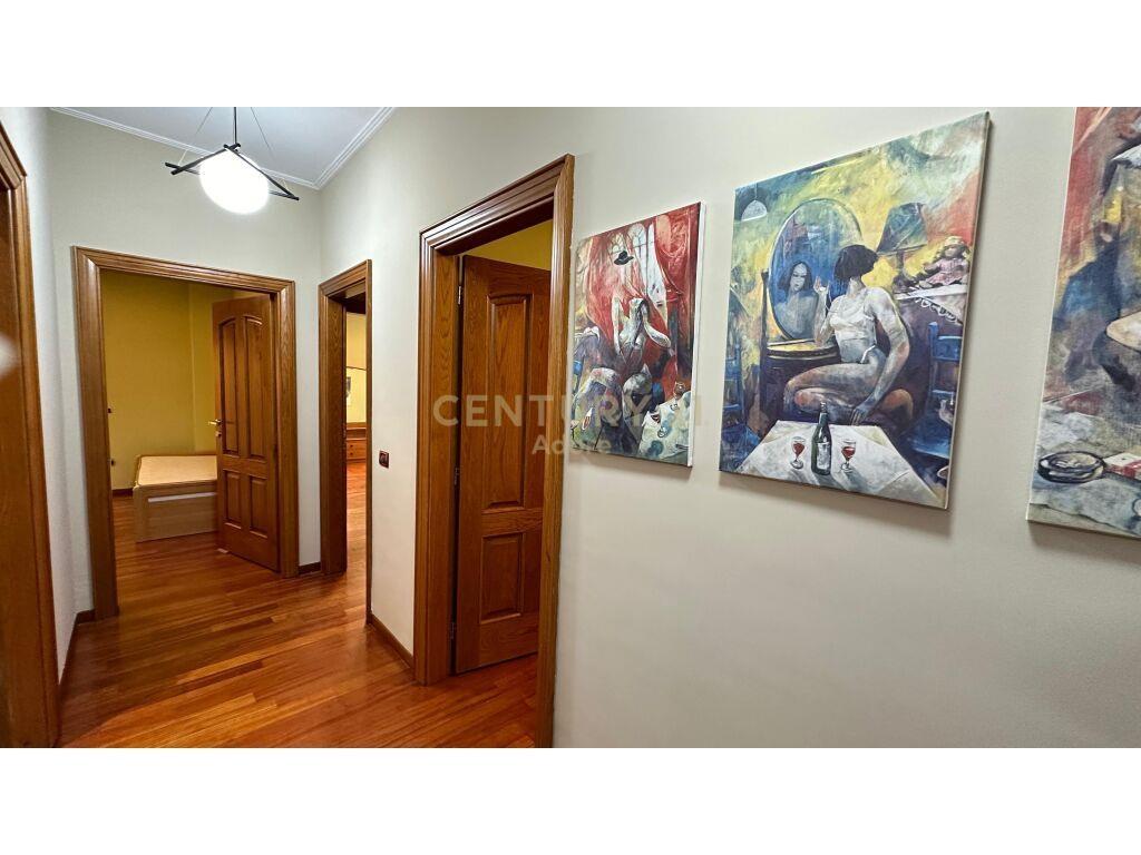 APARTAMENT 3+1+2 + PARKIM ME QIRA TE "KOMPLEKSI DINAMO"