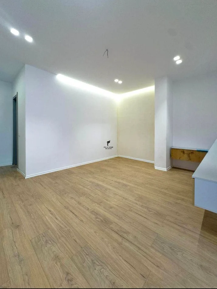 Tirane, vendesi appartamento 1+1, 73 m², 114.000 € (FRESK)
