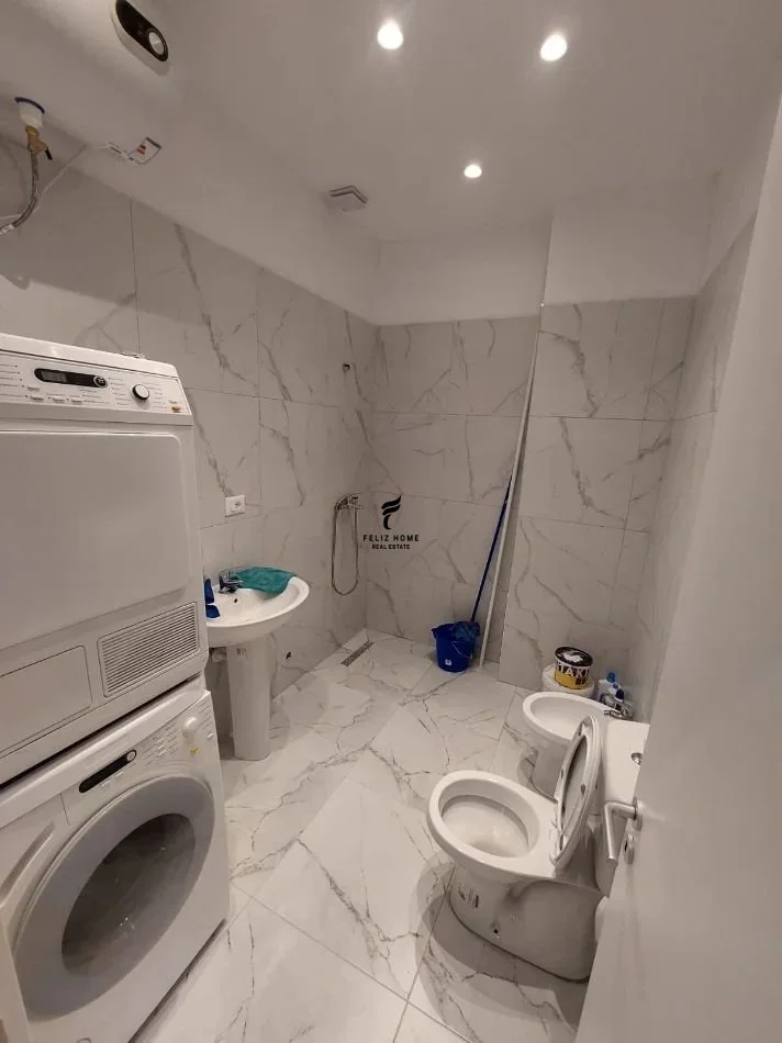 Tirane, vendesi appartamento 1+1 Piano 0, 57 m² 130.000 € (KODRA E DIELLIT)