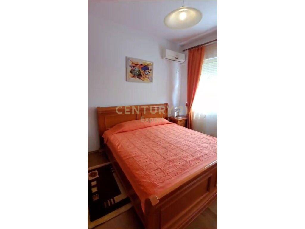 2+1 Apartment for Rent at Kristal Center in the Municipality of Paris