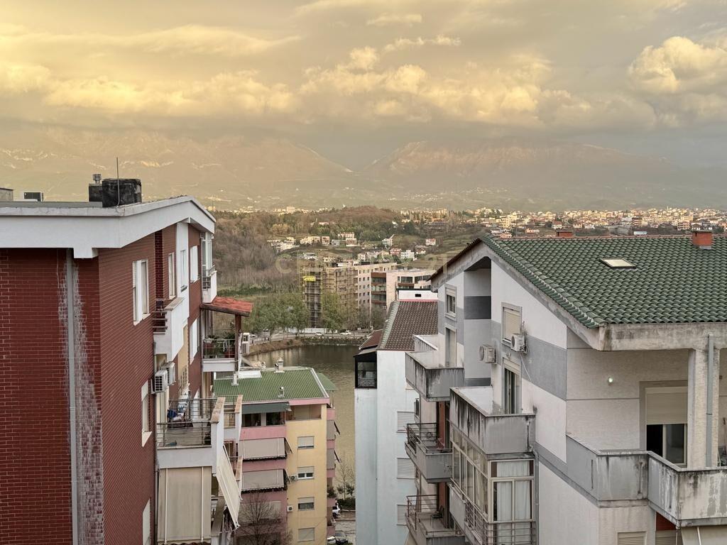 LIQENI I THATE, JAPIM ME QIRA APARTAMENT 2+1 ME POST PARKIMI
