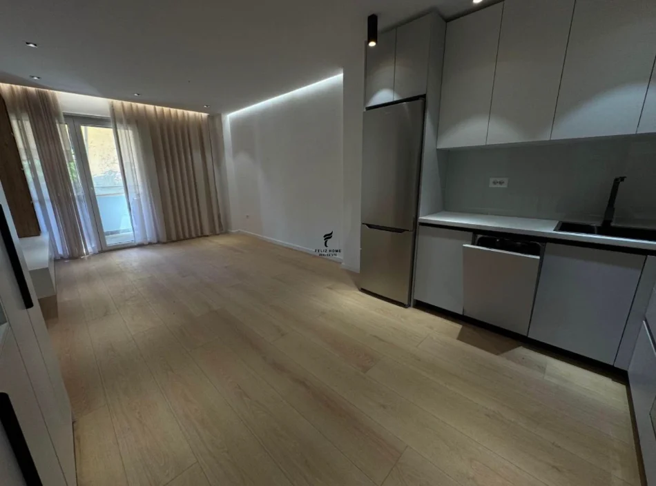 Tirane, vendesi appartamento 1+1 Piano 2, 55 m² 143.000 € (BRRYLI)