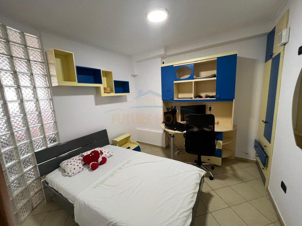 0694603851,Qira, Apartament 3+1+2, Ish Parku I Autobuzave