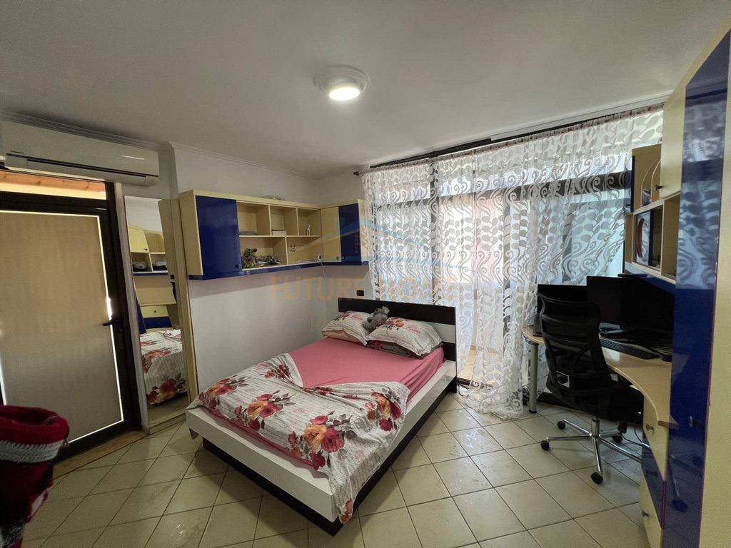 0694603851,Qira, Apartament 3+1+2, Ish Parku I Autobuzave