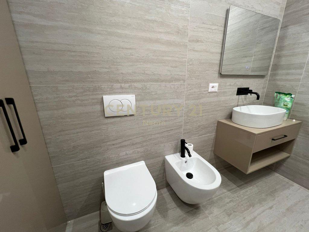Jepet me qira Apartament 1+1 te Liqeni i Thatë – Kompleksi F