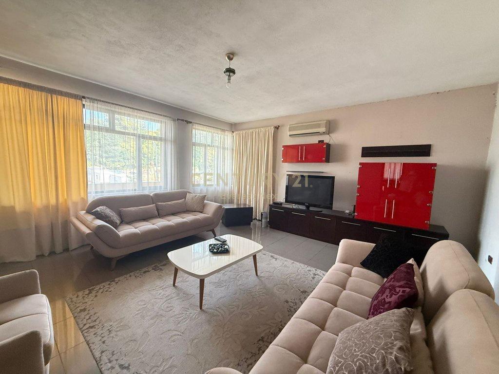 Apartament 3+1 per Qira prane Diges se Liqenit!