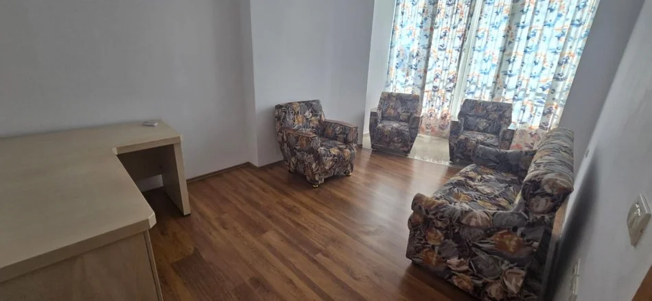 Tirana, Apartment for Rent 3+1 Second Floor, 100 m² 700 € (FROSINA PLAKU)