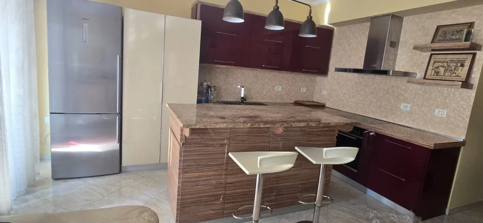Tirana, Apartment for Rent 3+1 Second Floor, 100 m² 700 € (FROSINA PLAKU)