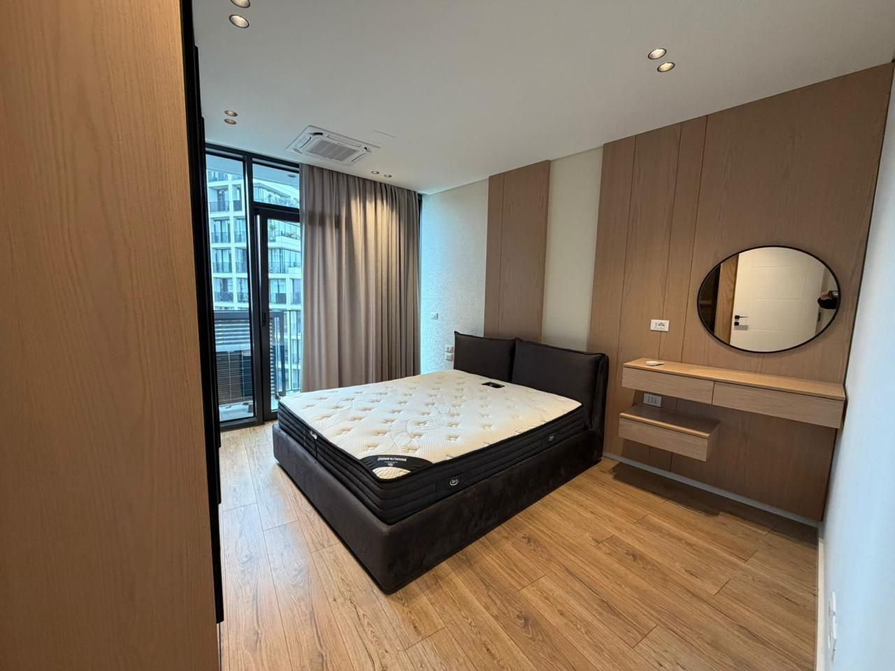 🏡 **SHITET APARTAMENT 1+1 + POST PARKIMI – LAKE VIEW